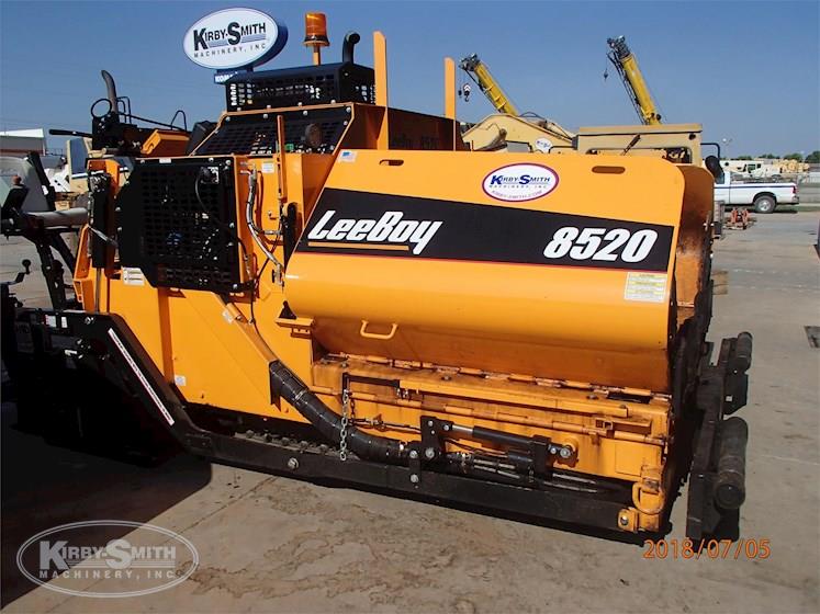 2018 Leeboy 8520 Asphalt Paver for Sale